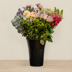 Færdigblandet blomsterbundt med friske blomster fra online blomsterbutik – køb blomsterbuket med levering direkte til døren